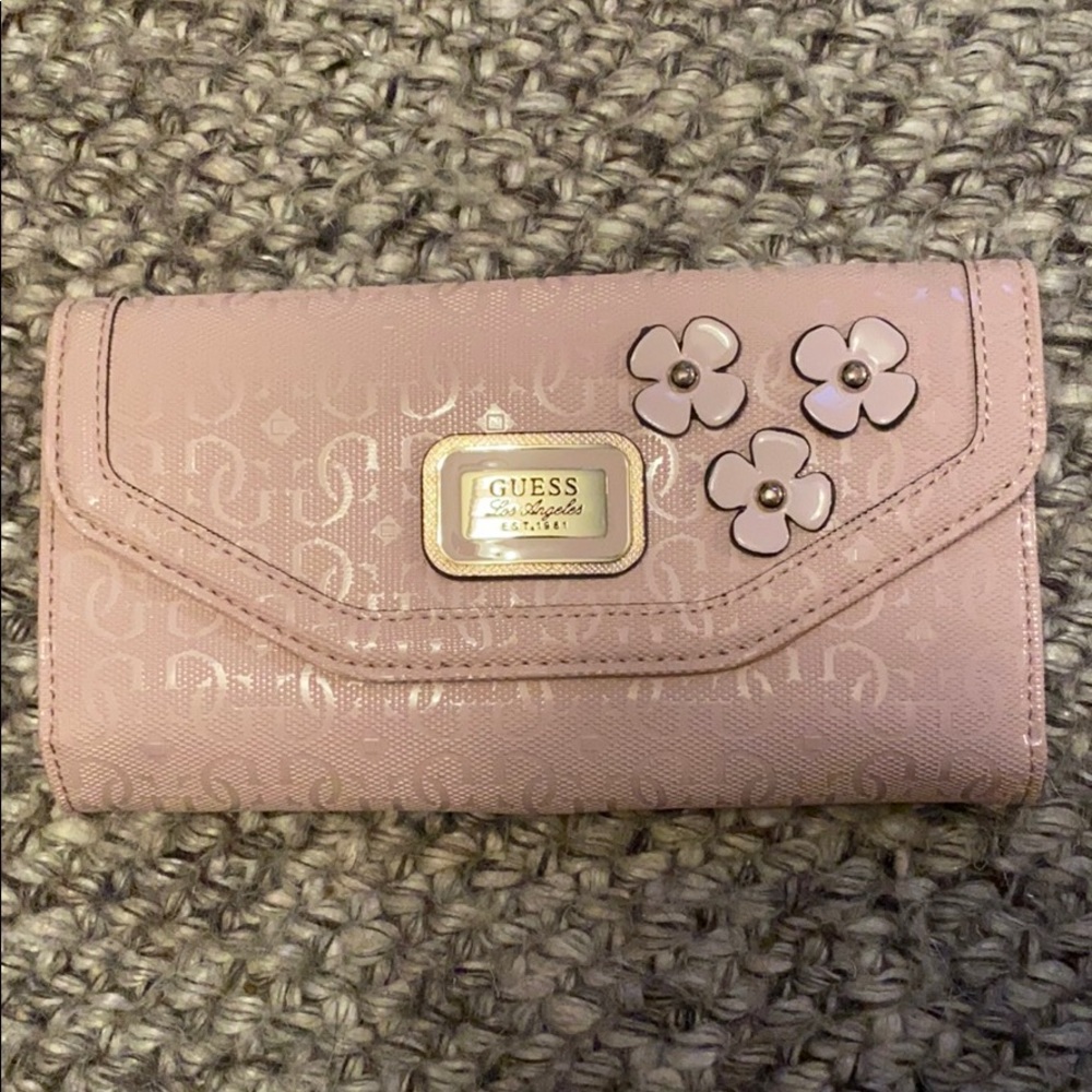 GUESS light pink wallet